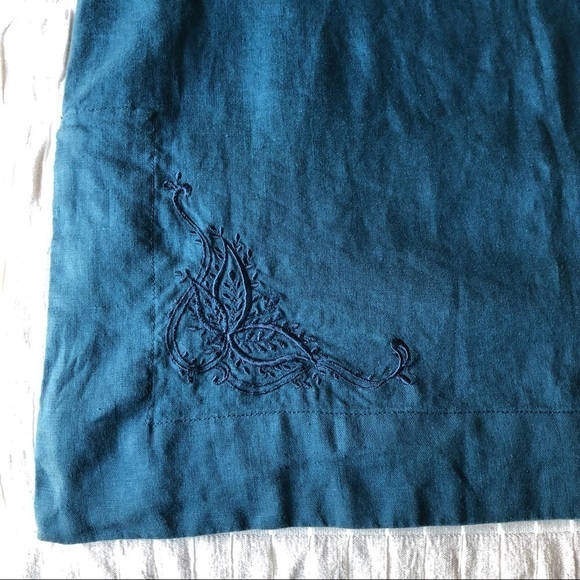 St. John’s Bay Tunic Blue Linen Embroidered Details Small - Picture 5 of 10